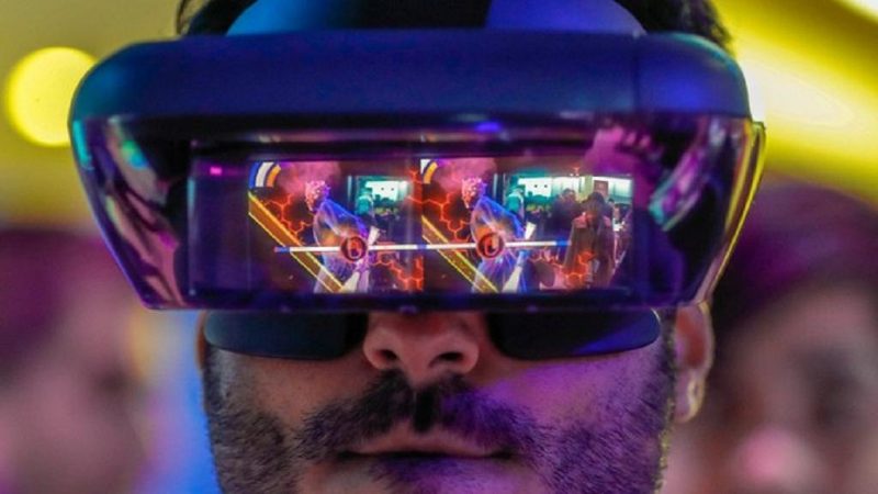 You are currently viewing 2018 Mobile World Congress: Expect SMARTER phones, AI, 5G, IoT, virtual reality