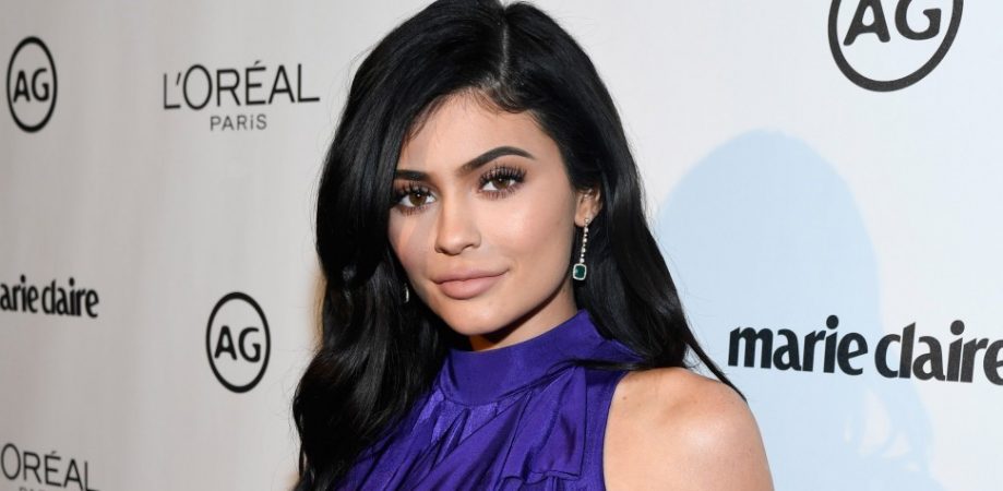 Read more about the article Kylie Jenner’s Tweet About Snapchat Might Have Caused Them A Big Loss